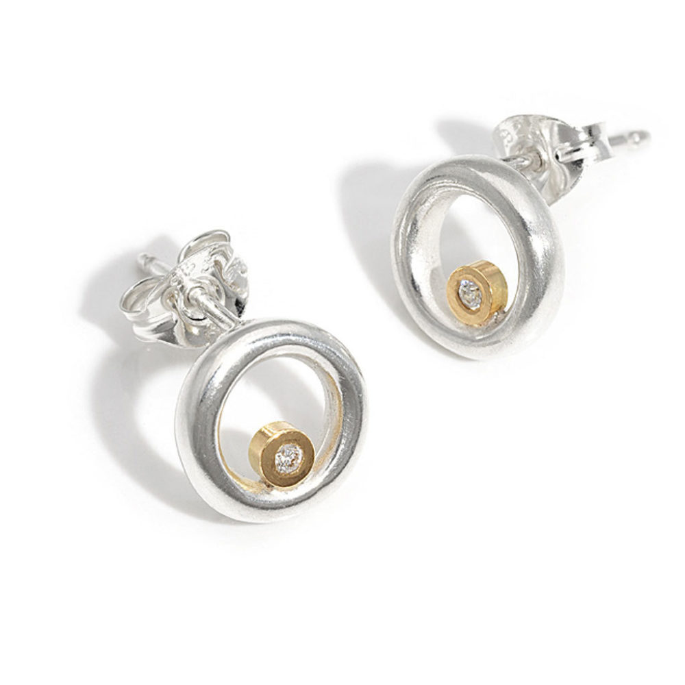 Circle Earrings With Diamonds
