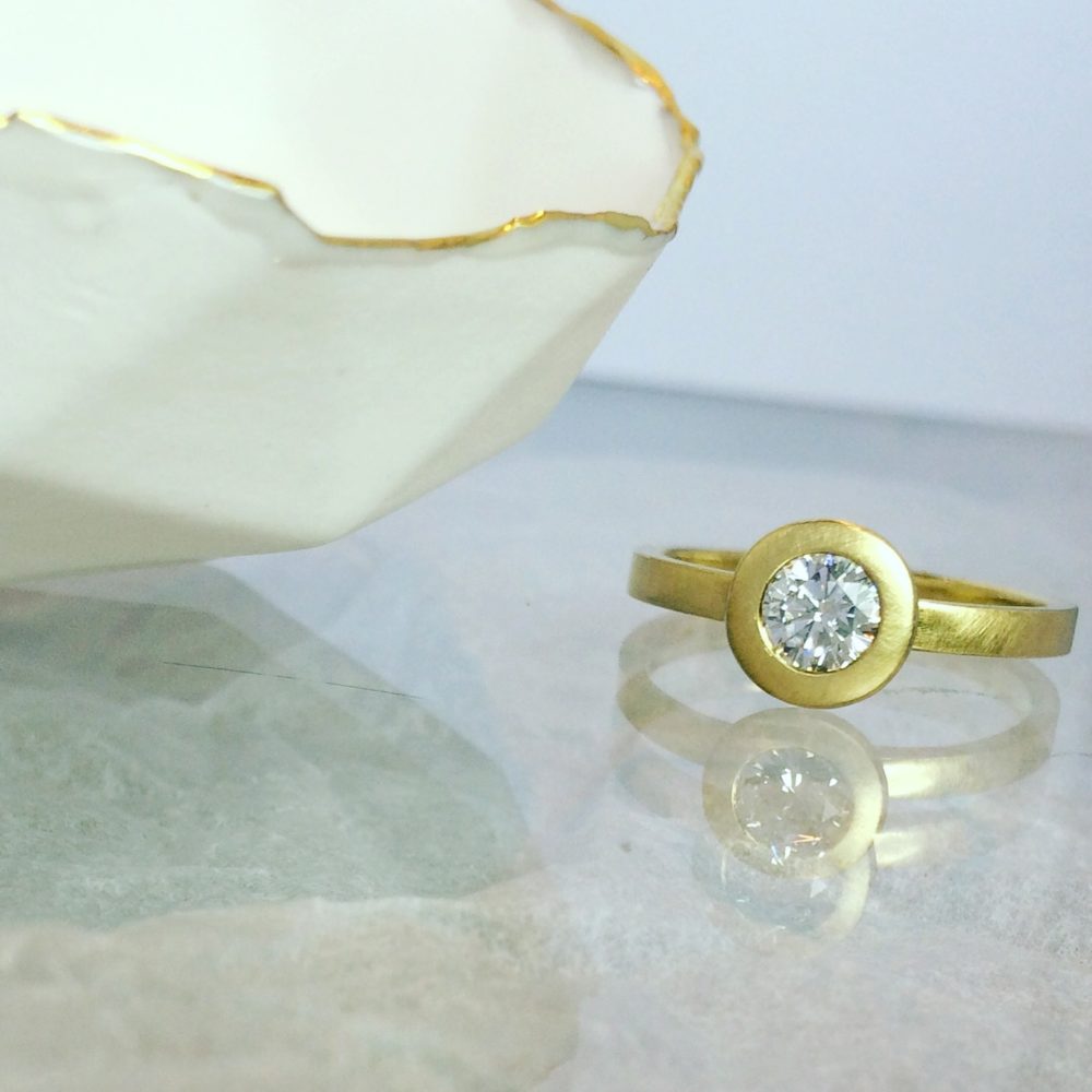 Collet Diamond Ring Bowl