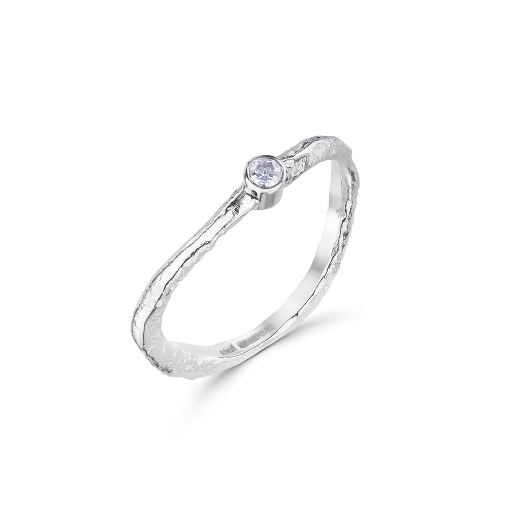 Diamond Curved Molten Ring Diamond Curved Molten Ring