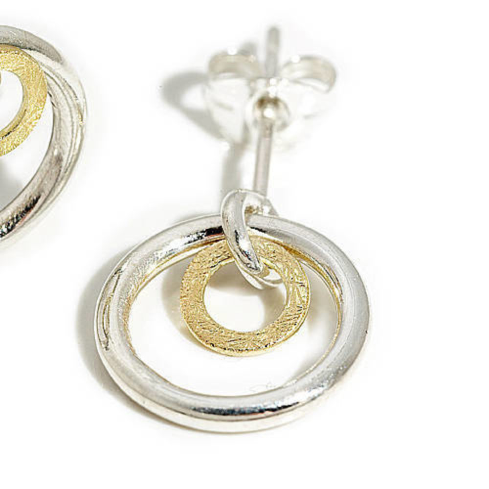 Linked Orbit Earrings Closeup