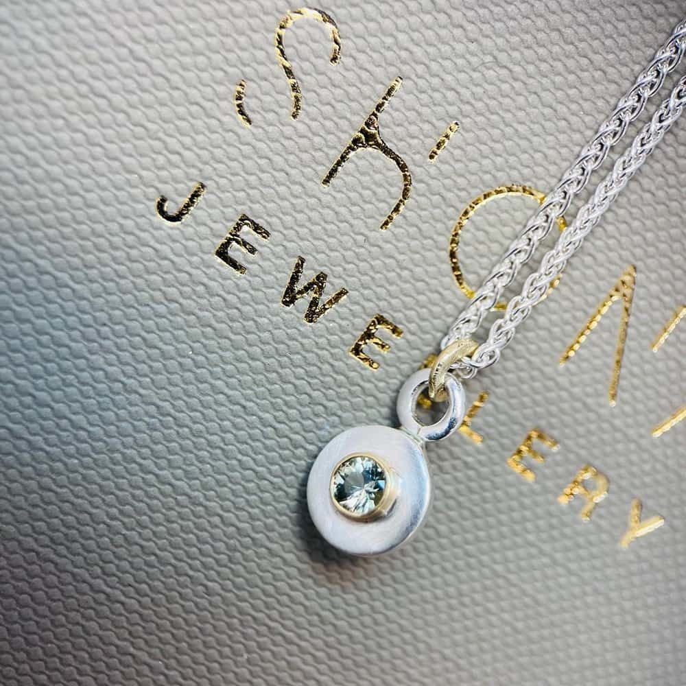 Luna Green Sapphire Necklace Ex