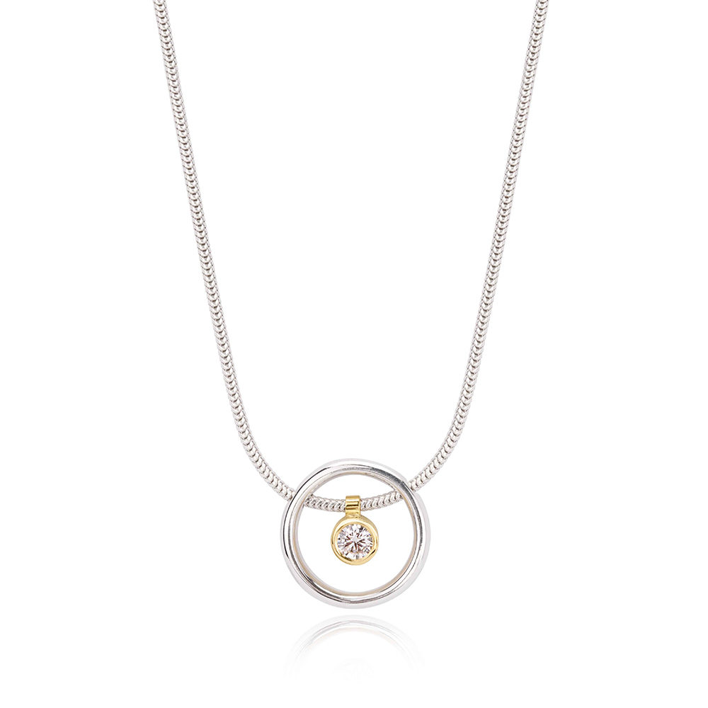 Moving Diamond Circle Necklace