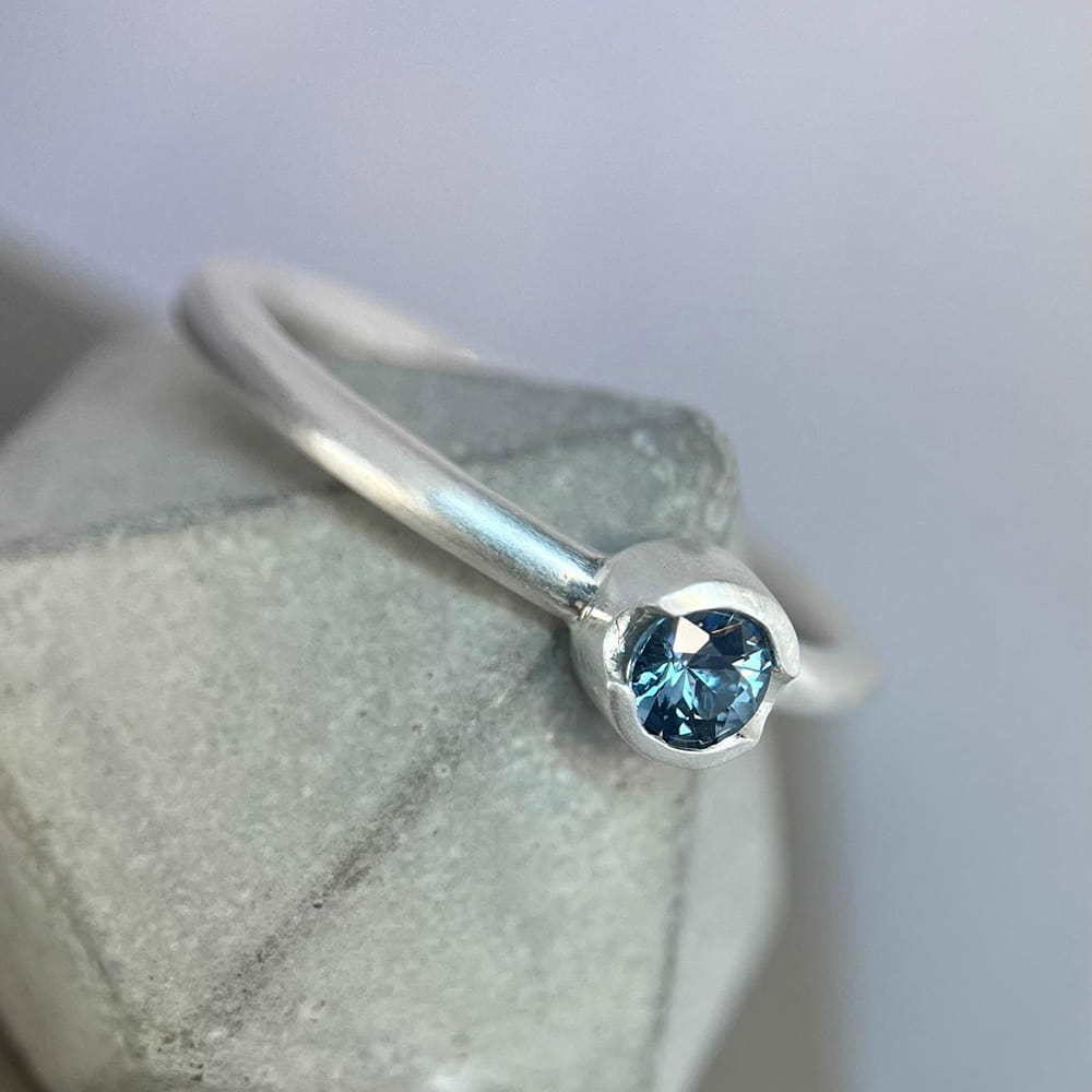 Sapphire Horizon Ring02