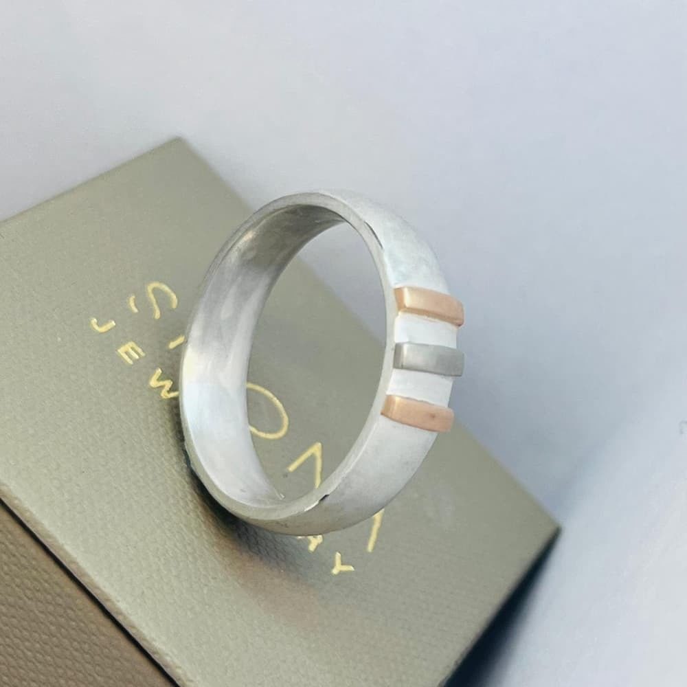 Triple Linear Ring02